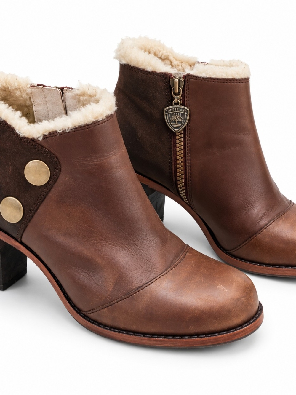 Timberland Women’s Brown Leather Fleece-Lined Ankle Boots – Size 7.5M